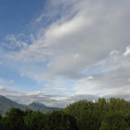 Island View アパート *